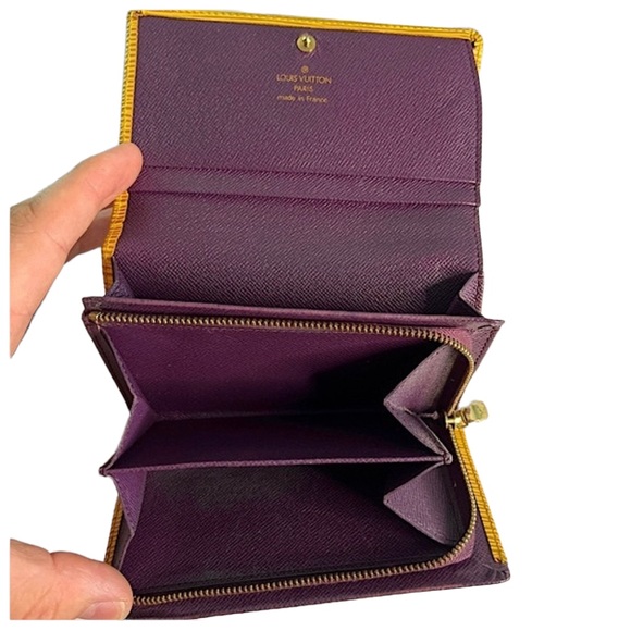 Louis Vuitton Epi Porte Monnaie Billets Tresor Leather Bifold Wallet - Picture 8 of 16
